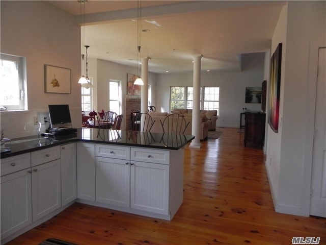 Building Photo - 20 Cove Neck Ln