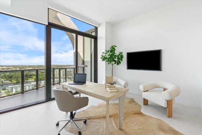 Building Photo - 900 N Ocean Blvd