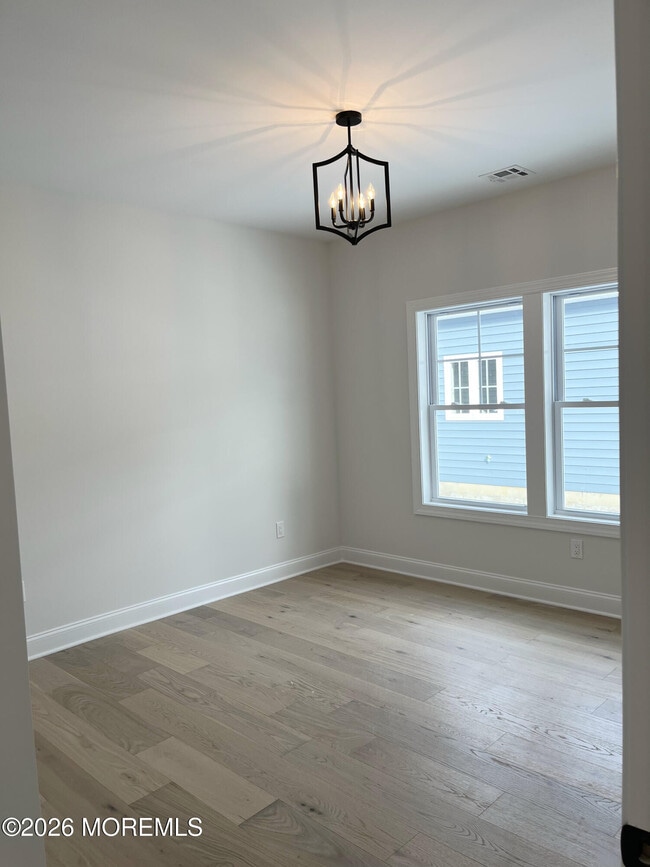 Building Photo - 10 Johnson Ave