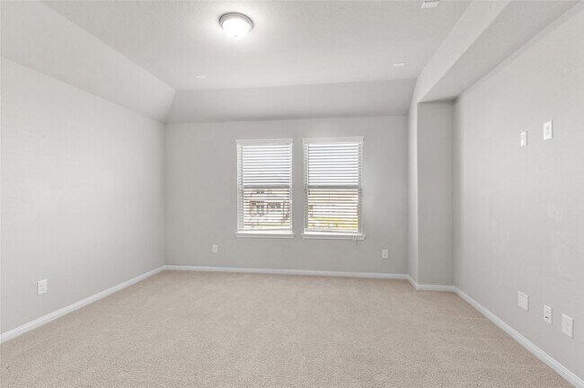 Building Photo - 29650 Kynndal Shore Dr
