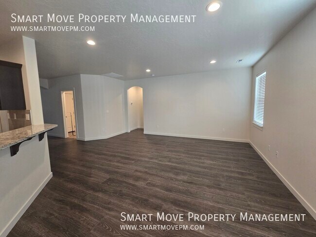 Building Photo - 7529 W Snowberry Dr