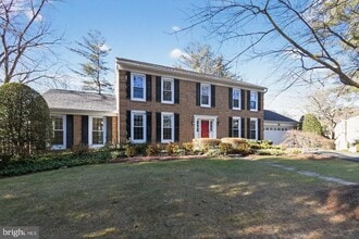 Building Photo - 1302 Clayborne House Ct