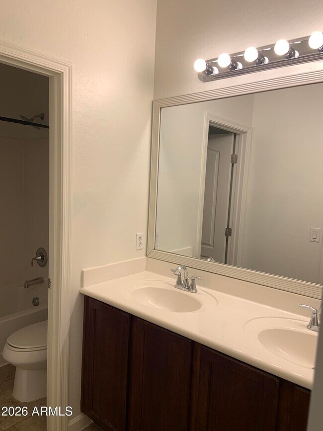 Building Photo - 16770 W Magnolia St