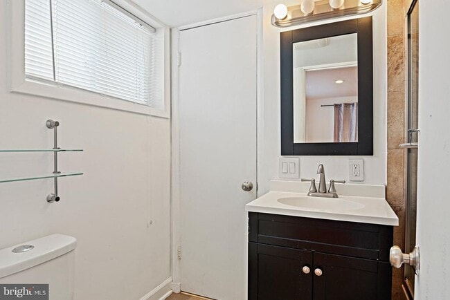 Building Photo - 6713 Old Chesterbrook Rd