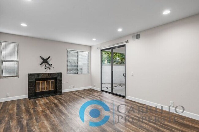 Building Photo - 2236 River Run Dr