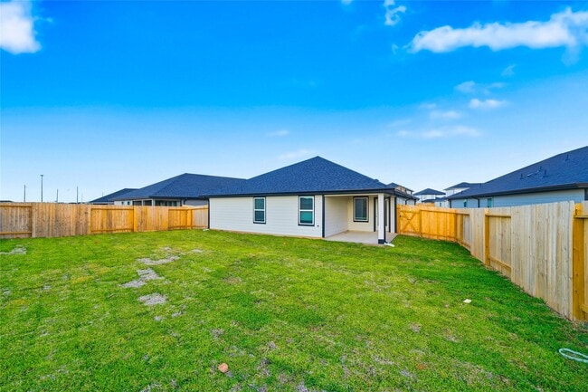 Building Photo - 30715 Wicklow Gdns Dr