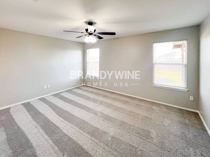 Building Photo - 411 Silver Leaf Dr