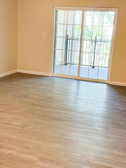 Building Photo - 231 Harmony Mdws Ct