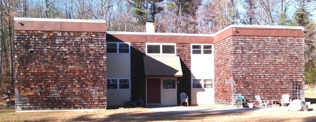 Primary Photo - 44 Morgan Rd
