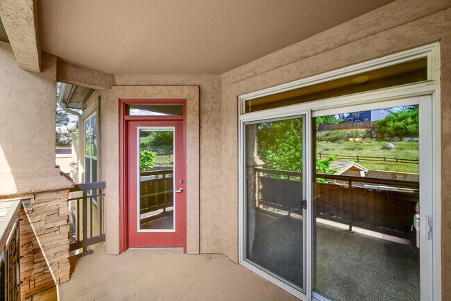 Building Photo - Spacious Top-Floor Condo in Las Casas at Broadmoor Bluffs | 2 Bed / 2 Bath + Garage, Very close t...