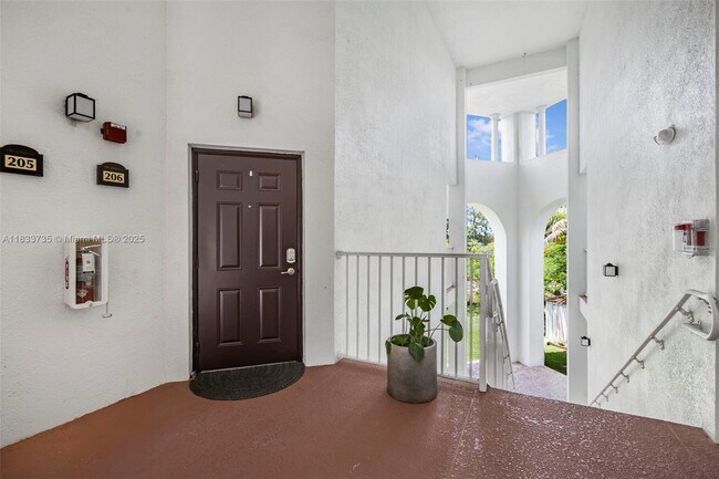 Building Photo - 8650 NW 97th Ave