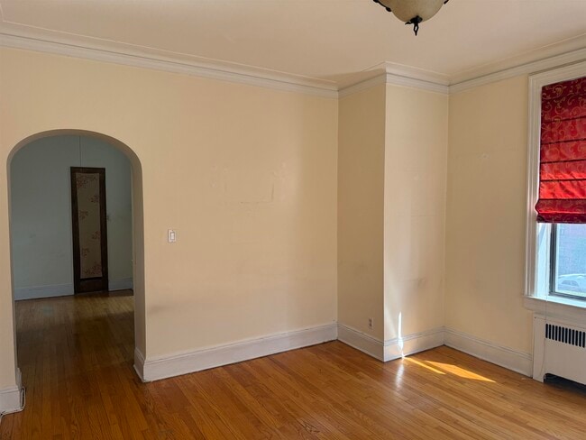 Building Photo - 457 Jersey Ave