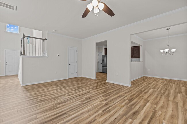 Building Photo - 1211 Nightshade Dr