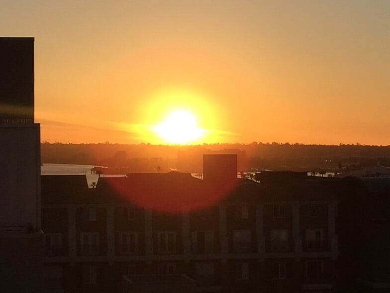 Building Photo - 1601 India St