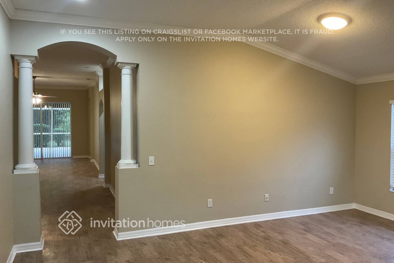 Building Photo - 1619 Bonita Bluff Ct