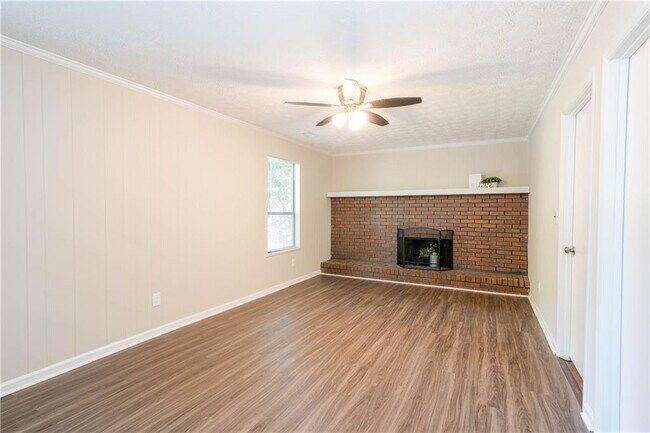 Building Photo - 2759 Shetland Ln NW