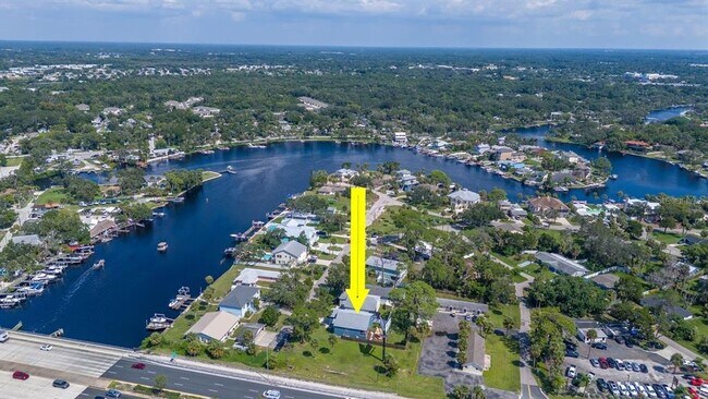 Building Photo - 5352 Cotee River Dr