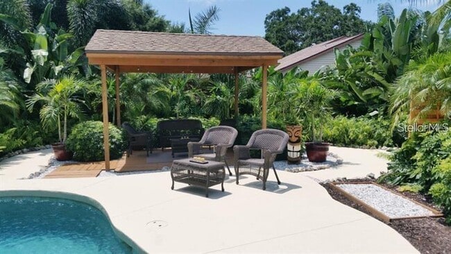 Building Photo - 2704 Marlette St