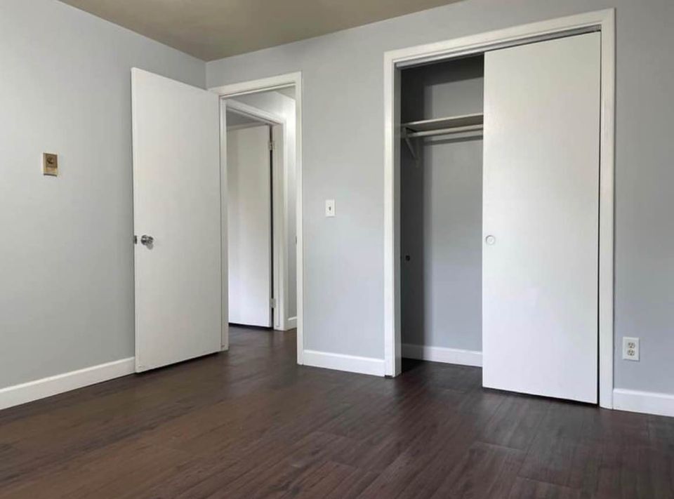 Building Photo - 6383 Everest Dr