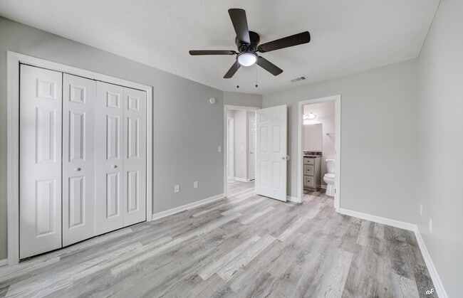 Building Photo - 3712 Burnham Way