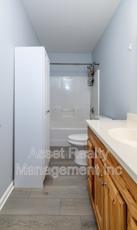 Building Photo - 1217 Dreamview Ln