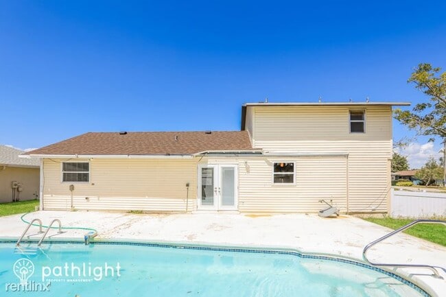 Building Photo - 3 br, 2 bath House - 27051 Curitiba Dr UNIT