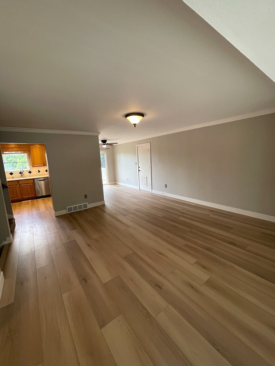 Building Photo - 1097 Grove Creek Dr