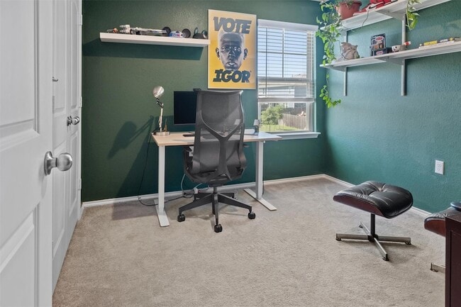 Building Photo - 6809 Ellsworth Walk