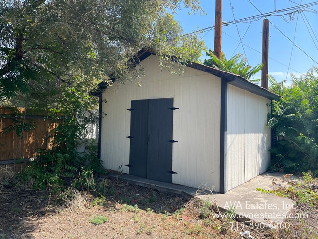 Building Photo - 1440 Stone Ave