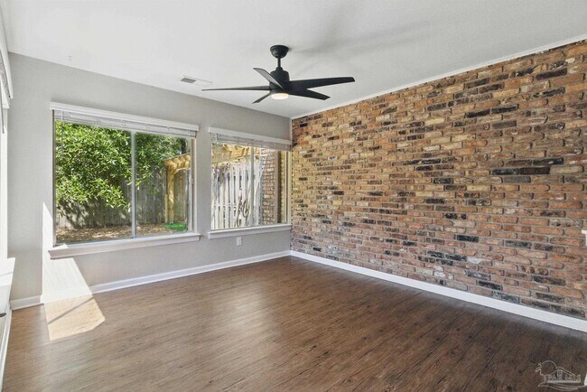 Building Photo - 4741 Huron Dr