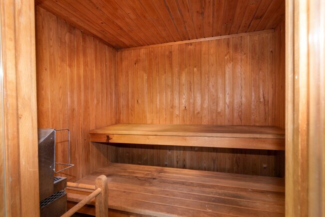 Your personal sauna - 3003 Massachusetts Ave NW