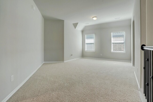 Building Photo - 3418 Pebble Creek Dr