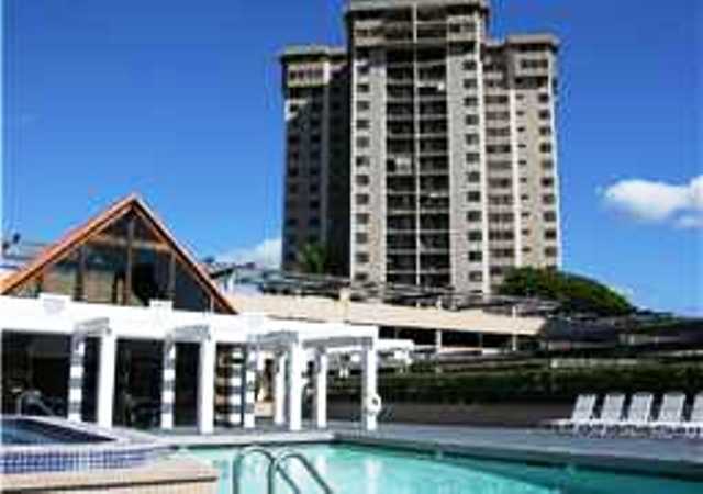 Building Photo - Park at Pearlridge! 2 bdrm, 2 bath, covere...