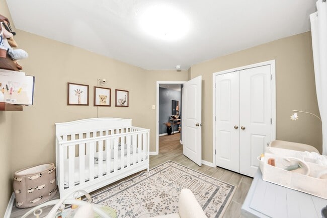 Building Photo - 2430 Regatta Ln