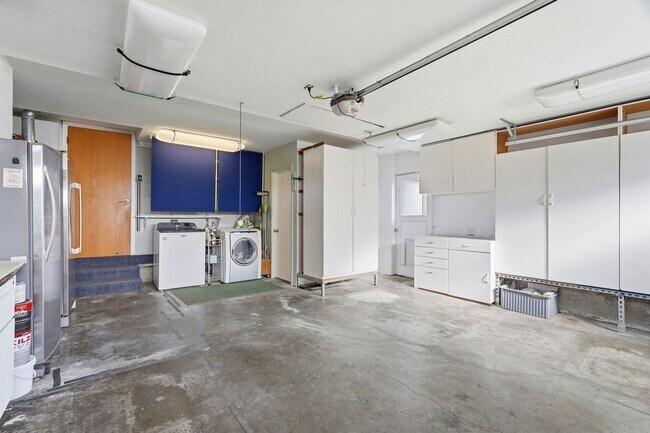 Building Photo - One-of-a-Kind Home with Pool, Gazebo, and Sunken Conversation Pit!