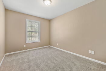 Building Photo - 1723 A THISTLEWOOD DR  CLARKSVILLE , TN 37042