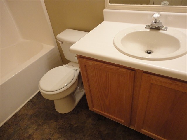 Building Photo - 2207 Lazy Days Rd