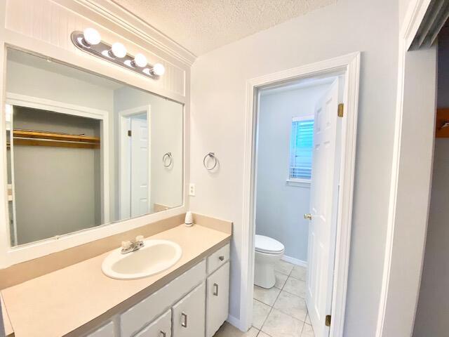 Building Photo - 102 Midland Ct