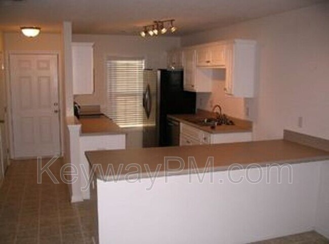 Building Photo - 7423 Exuma Dr