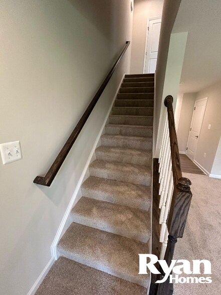 Building Photo - 8687 Stevenson Ln