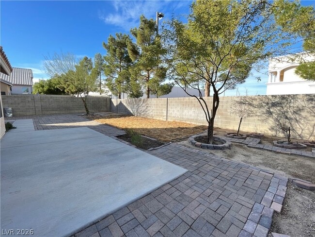 Building Photo - 7512 Pacific Ridge Ave