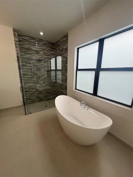 Building Photo - 12526 Solana Bay Cir