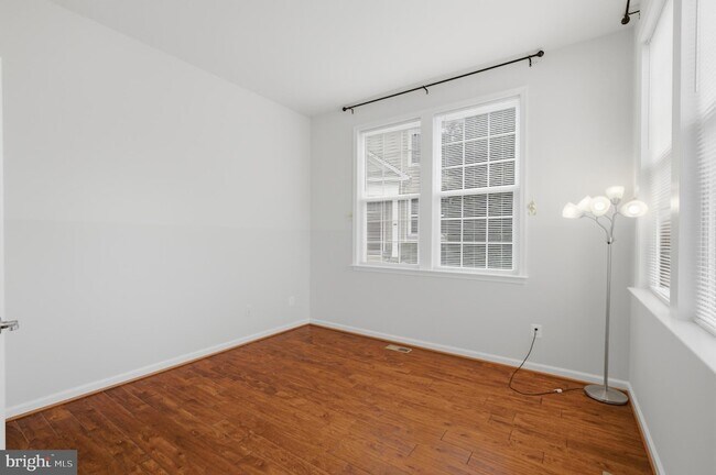 Building Photo - 20920 Ashburn Heights Dr