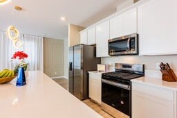 Building Photo - 5857 W Frias Ave