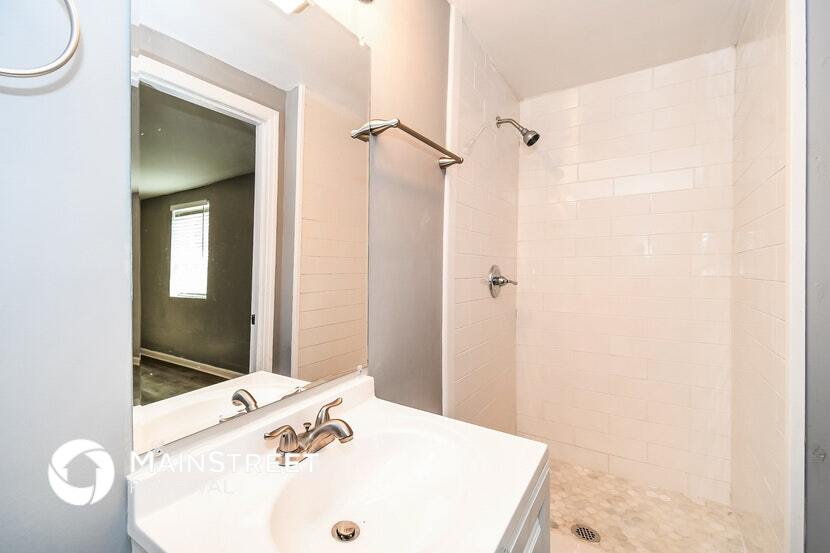 Building Photo - 4431 Telka Lynn Dr