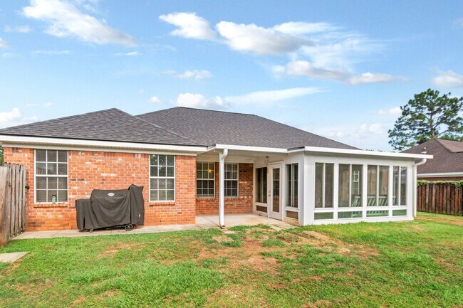 Building Photo - Theodore Beauty with Detached Garage