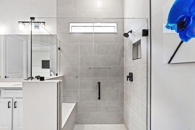 Building Photo - 12325 Frontline Ln