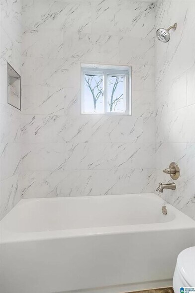 Building Photo - 1724 Cullman Ave