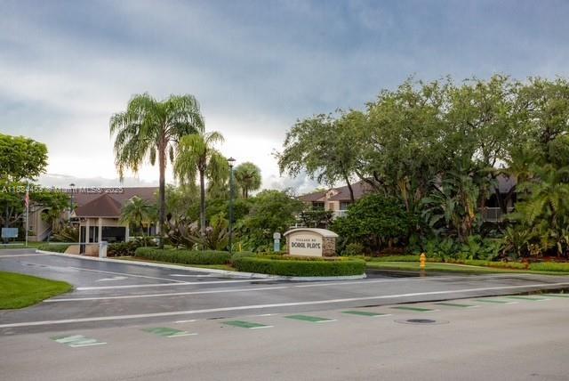 Primary Photo - 4770 NW 102nd Ave