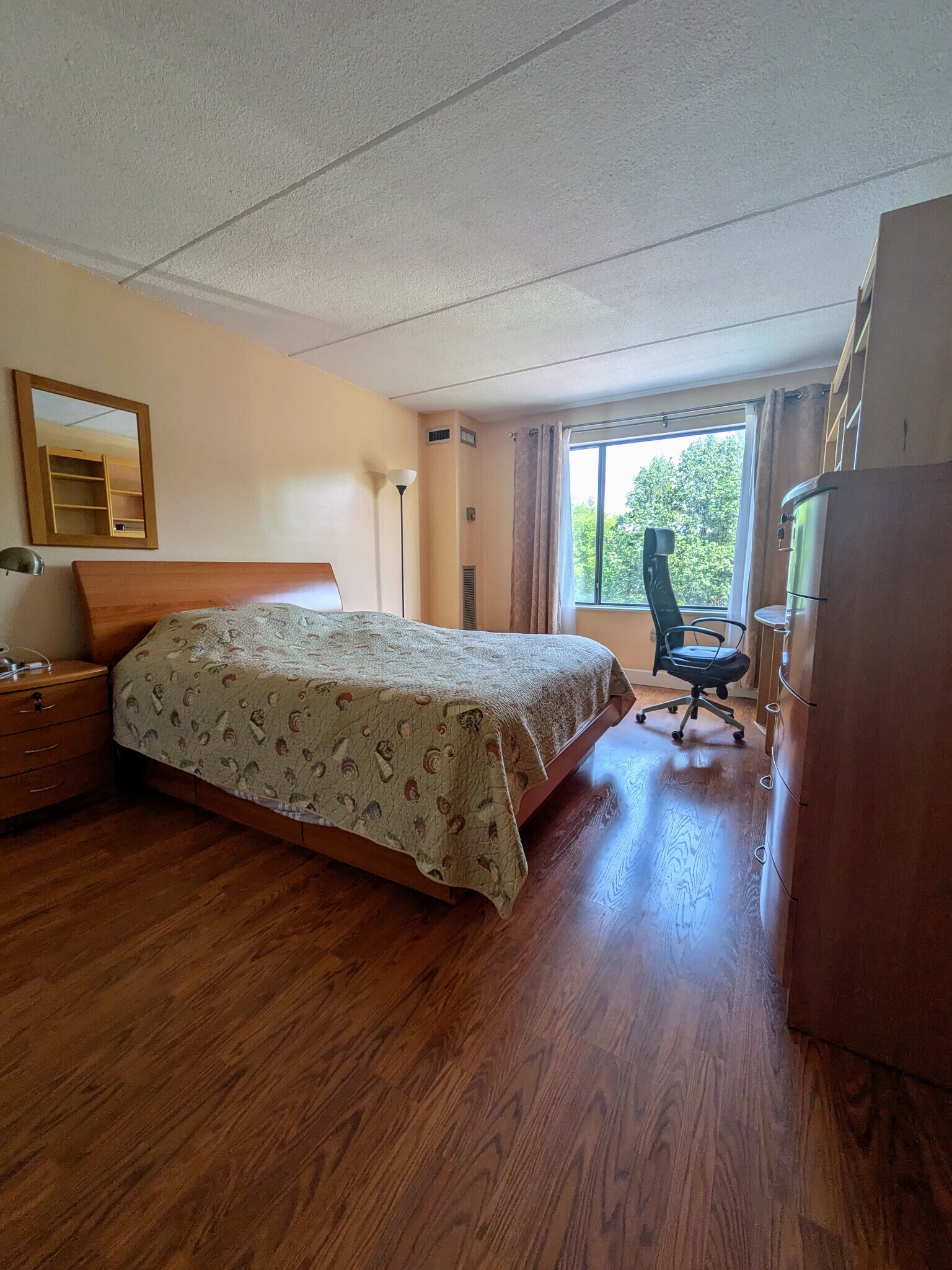 Bedroom 1 - 1550 Worcester Rd